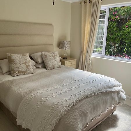On Broadwalk Cottage Cape Town Dış mekan fotoğraf